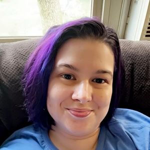 Meet your Posher, Caylie